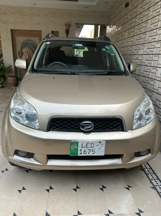 Daihatsu Terios 2010 for Sale in Lahore Image-1