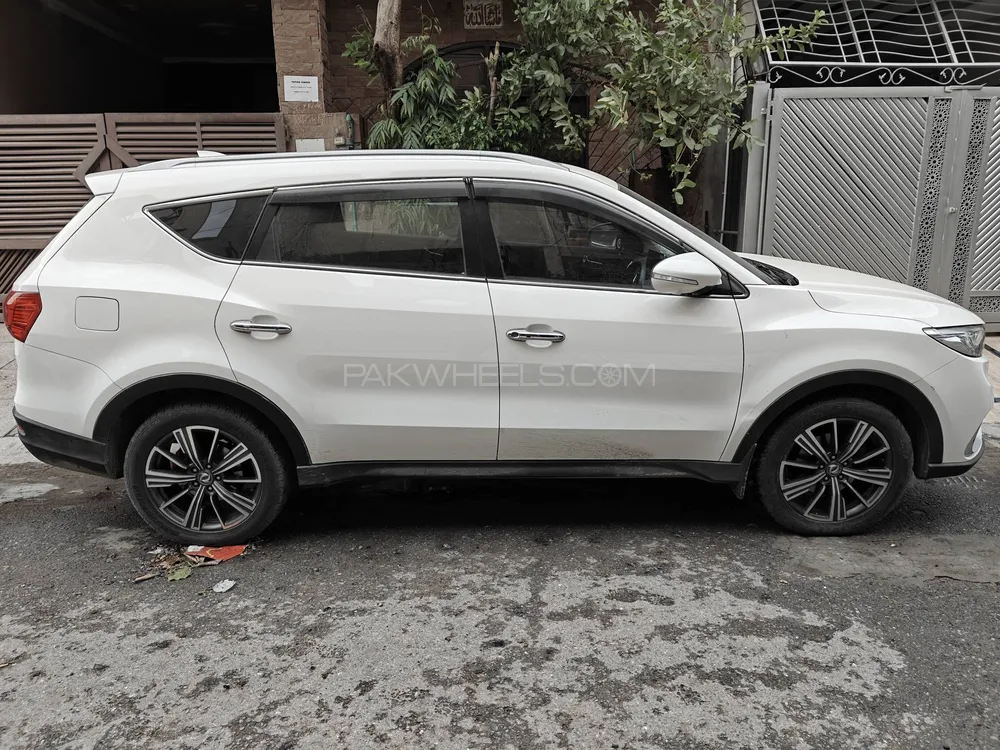 DFSK Glory 580 2022 for Sale in Lahore Image-1