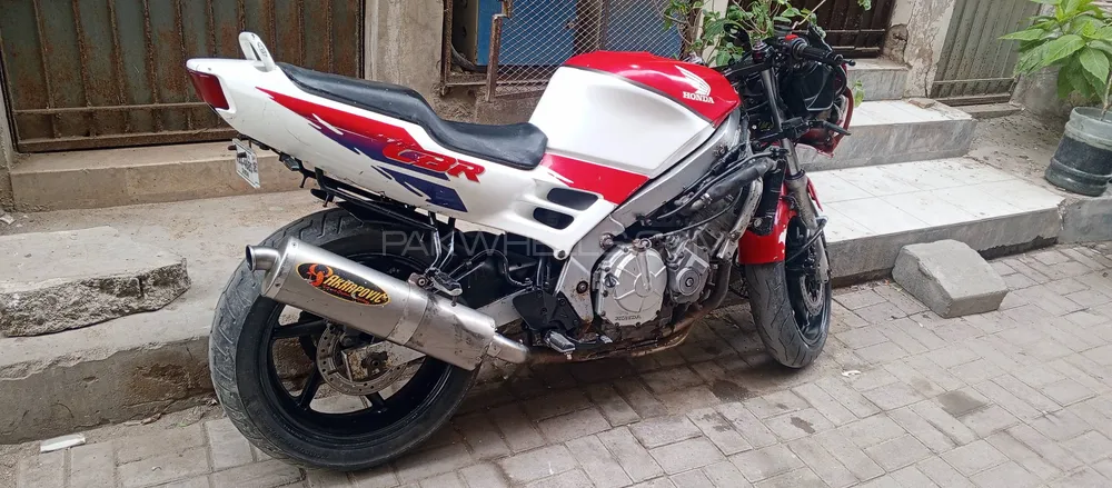 Honda CBR 600RR 2002 for Sale Image-1