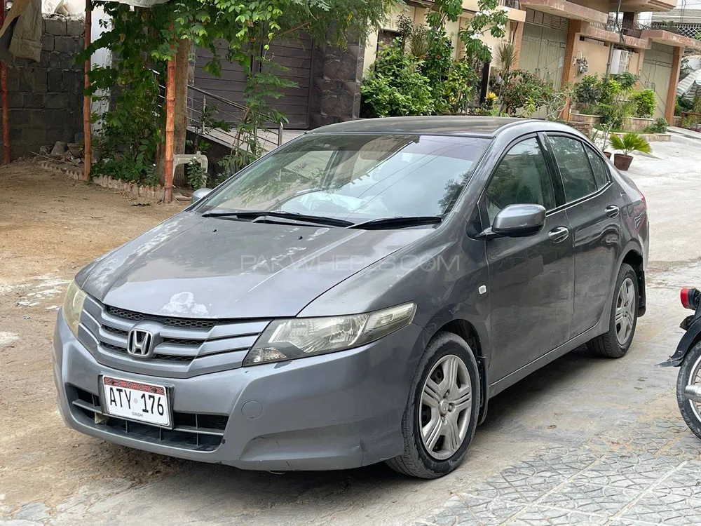 Honda City 2010 for Sale in Karachi Image-1