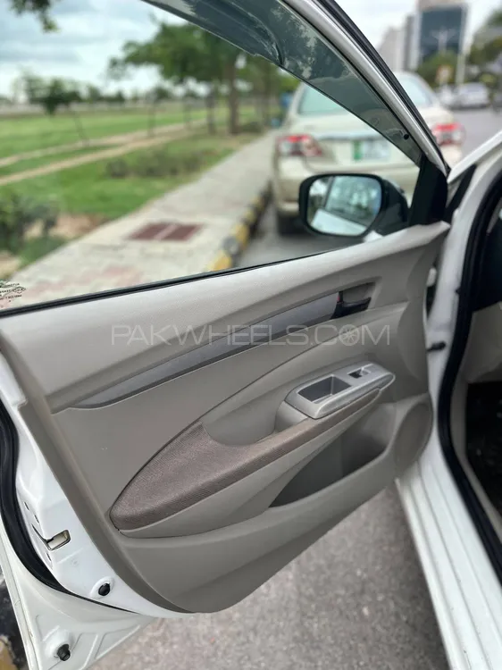 Honda City 2016 for Sale in Islamabad Image-1