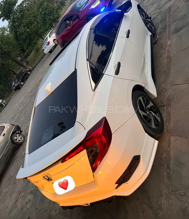 Honda Civic 2017 for Sale in Islamabad Image-1
