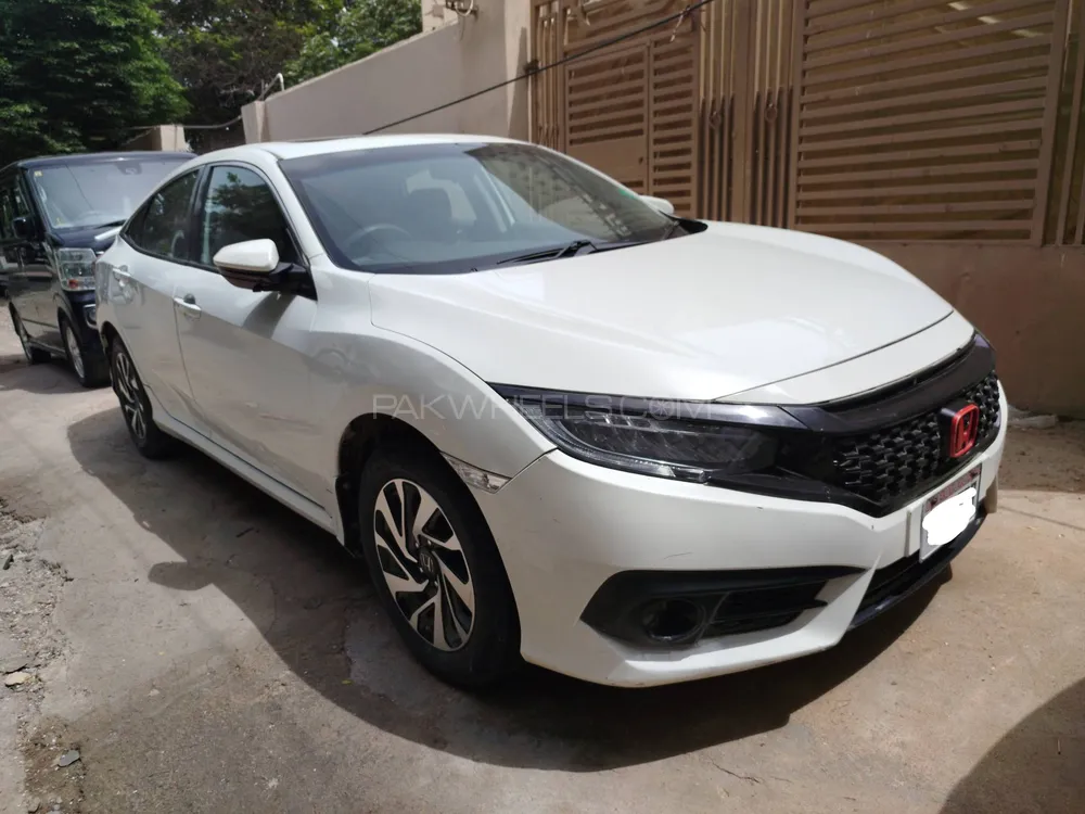 Honda Civic 2017 for Sale in Karachi Image-1