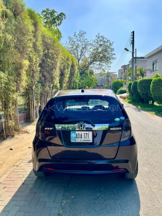 Honda Fit 2013 for Sale in Lahore Image-1