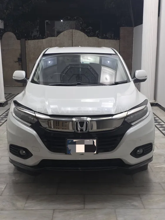 Honda Vezel 2019 for Sale in Faisalabad Image-1
