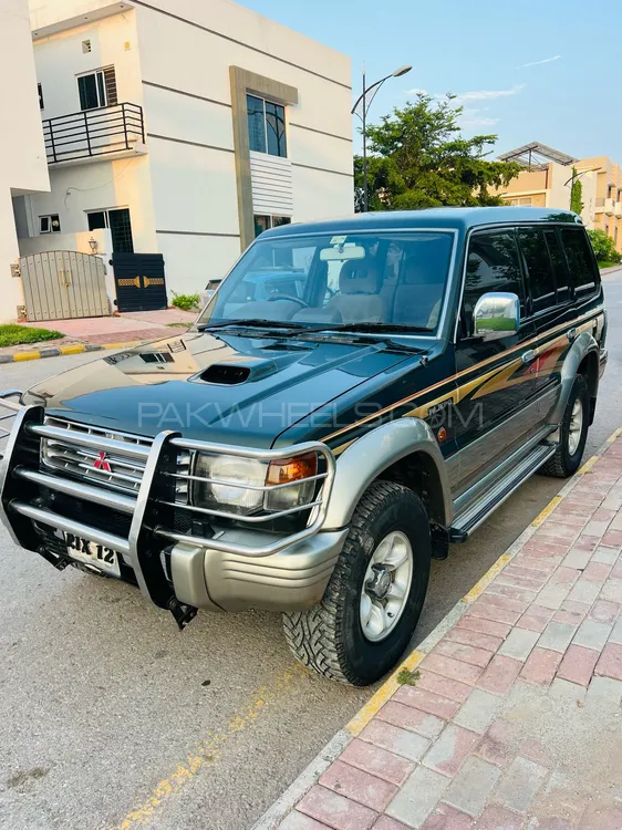 Mitsubishi Pajero 1996 for Sale in Islamabad Image-1