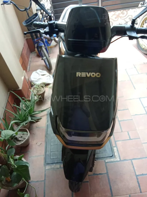 REVOO A12 2025 for Sale Image-1