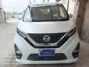 Nissan Dayz Highway Star S hybrid X pro pilot 2021 for Sale
