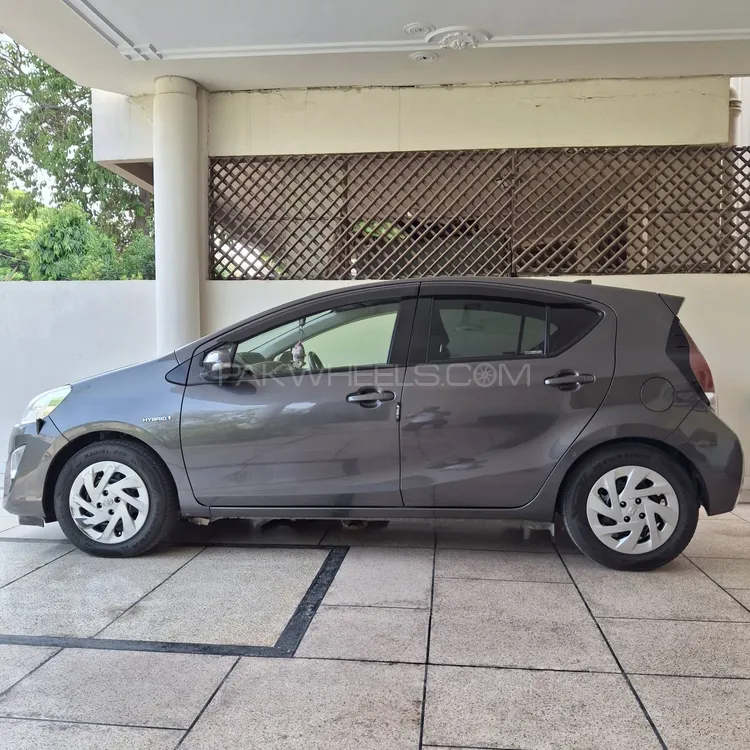Toyota Aqua 2015 for Sale in Lahore Image-1