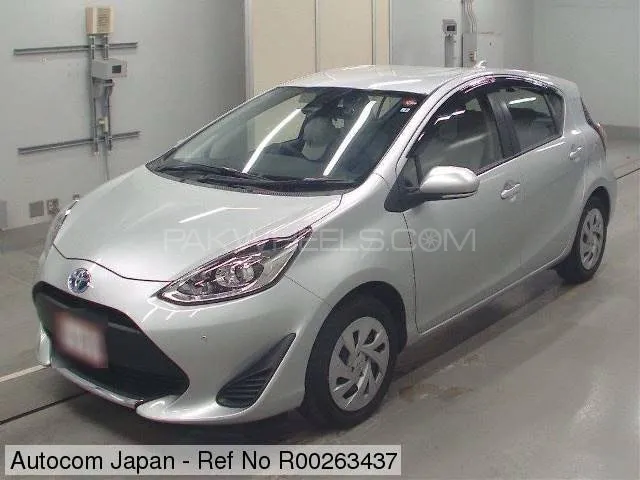 Toyota Aqua 2021 for Sale in Karachi Image-1