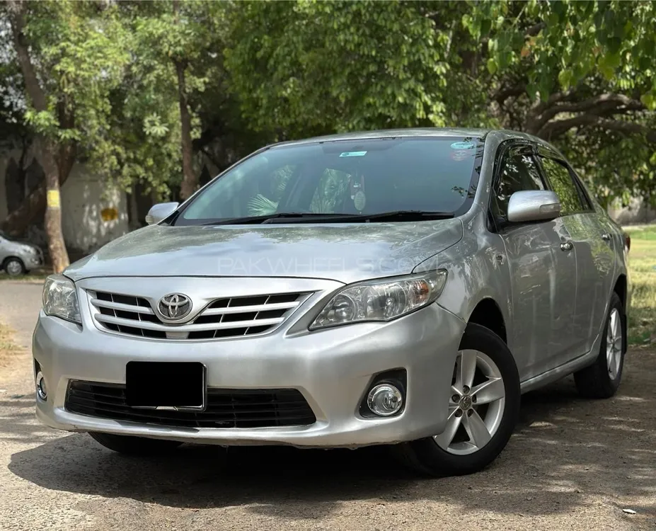 Toyota Corolla 2011 for Sale in Lahore Image-1