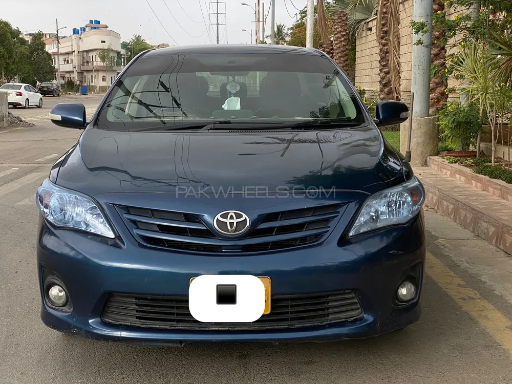 Toyota Corolla 2012 for Sale in Karachi Image-1