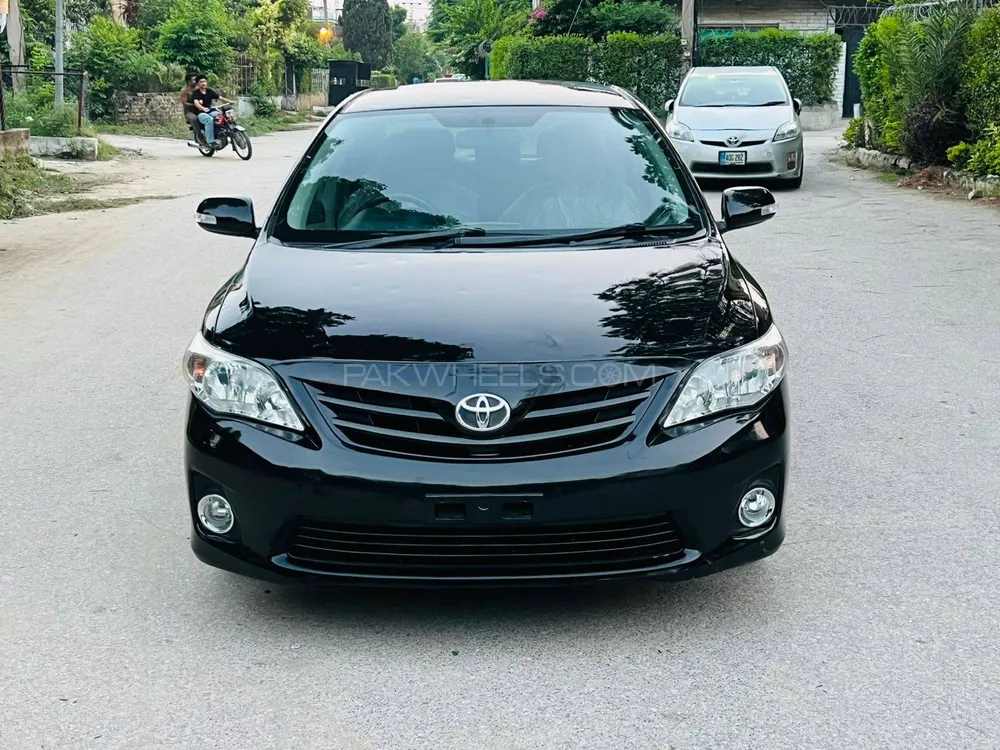 Toyota Corolla 2012 for Sale in Islamabad Image-1