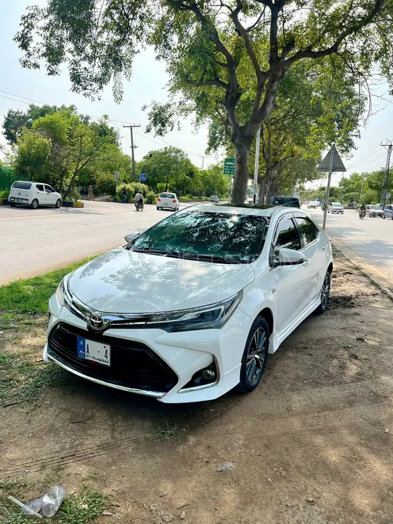 Toyota Corolla 2018 for Sale in Islamabad Image-1