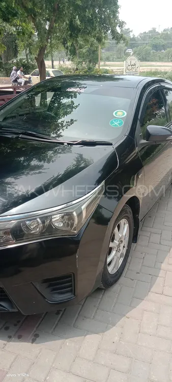 Toyota Corolla 2015 for Sale in Islamabad Image-1