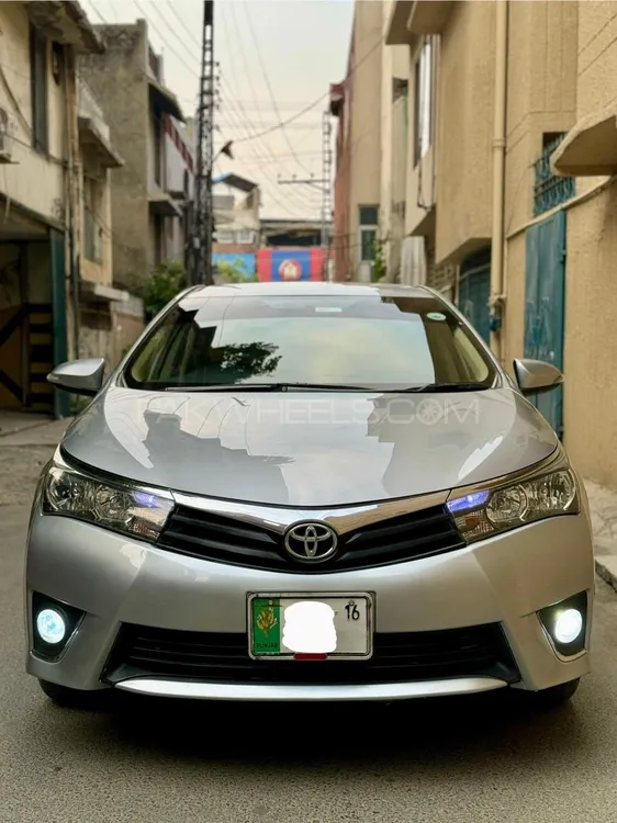 Toyota Corolla 2016 for Sale in Lahore Image-1