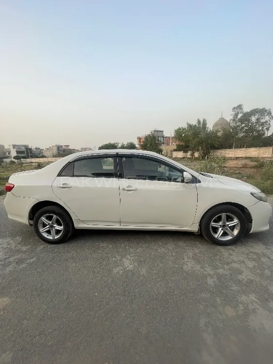 Toyota Corolla 2010 for Sale in Lahore Image-1