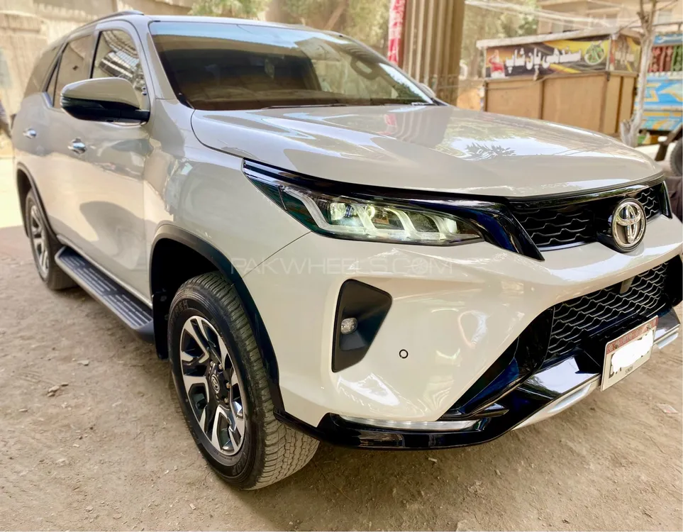 Toyota Fortuner 2022 for Sale in Karachi Image-1