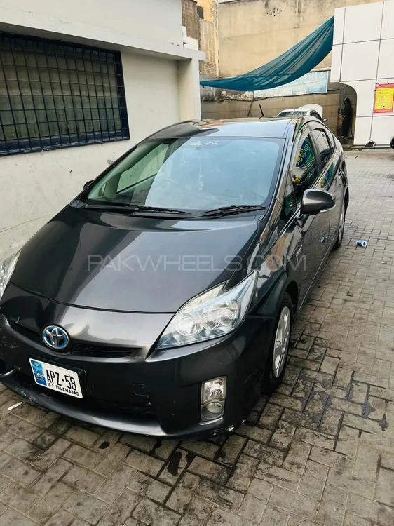 Toyota Prius 2011 for Sale in Rawalpindi Image-1