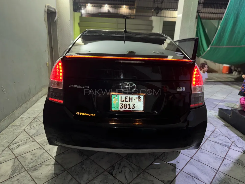 Toyota Prius 2015 for Sale in Sheikhupura Image-1