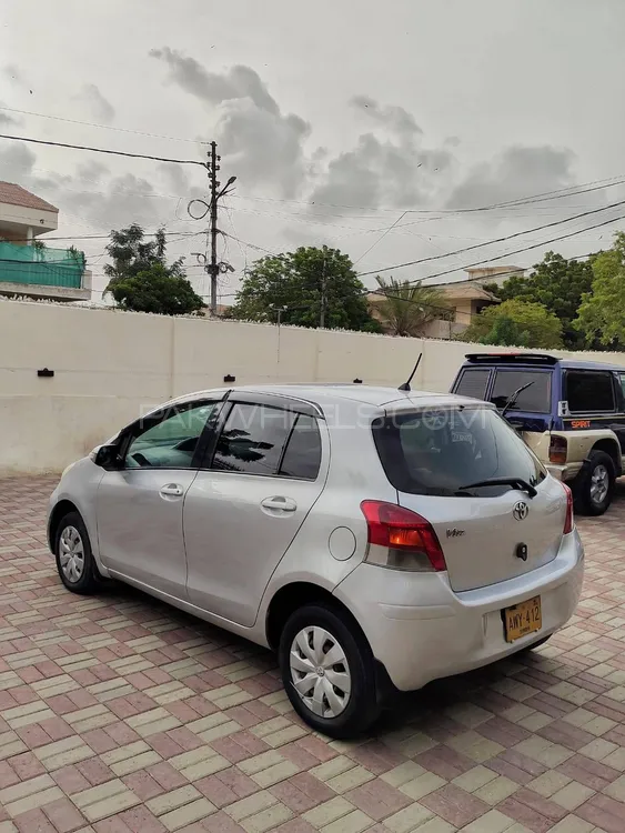 Toyota Vitz 2008 for Sale in Karachi Image-1