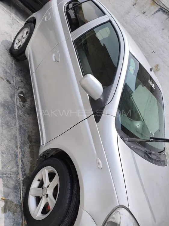 Toyota Vitz 2002 for Sale in Kohat Image-1