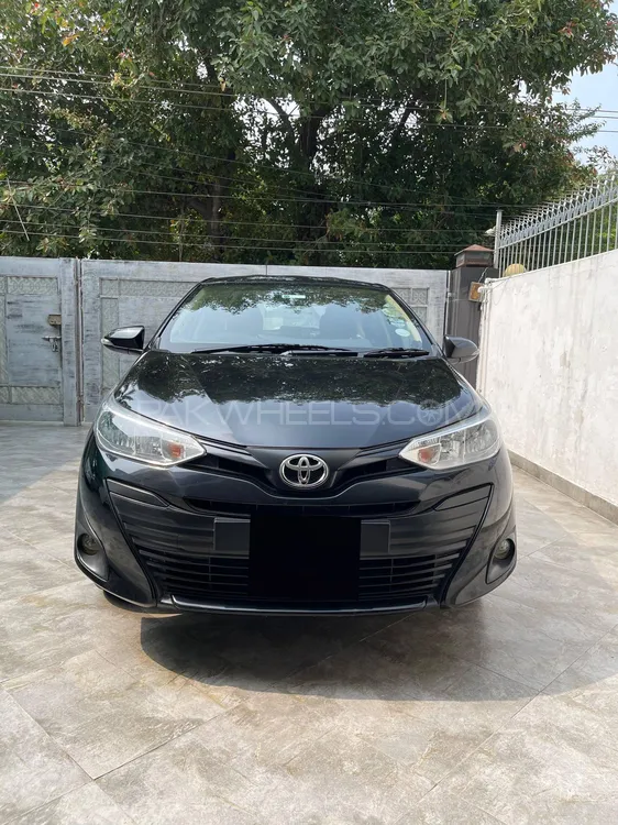 Toyota Yaris Sedan 2021 for Sale in Lahore Image-1