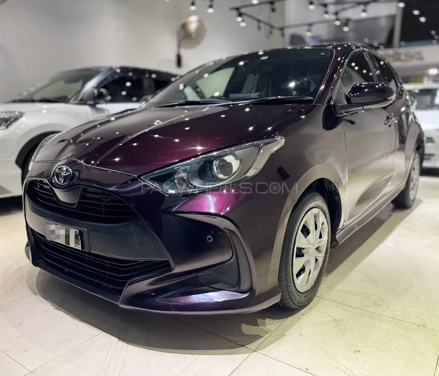Toyota Yaris Hatchback 2020 for Sale in Karachi Image-1