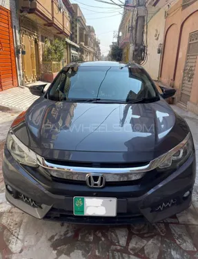 Honda Civic Oriel 1.8 i-VTEC CVT 2016