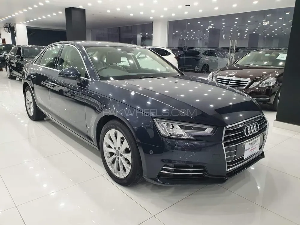 Audi A4 2017 for Sale in Lahore Image-1