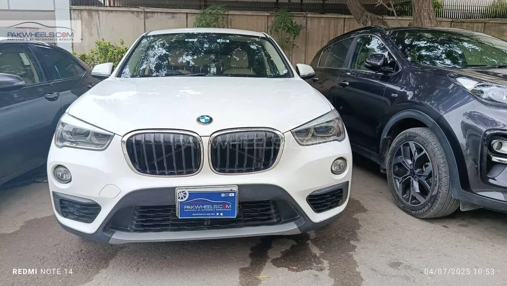 BMW X1 2018 for Sale in Karachi Image-1