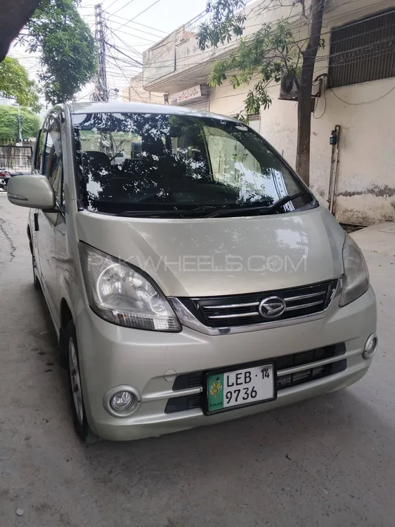 Daihatsu Move 2010 for Sale in Lahore Image-1
