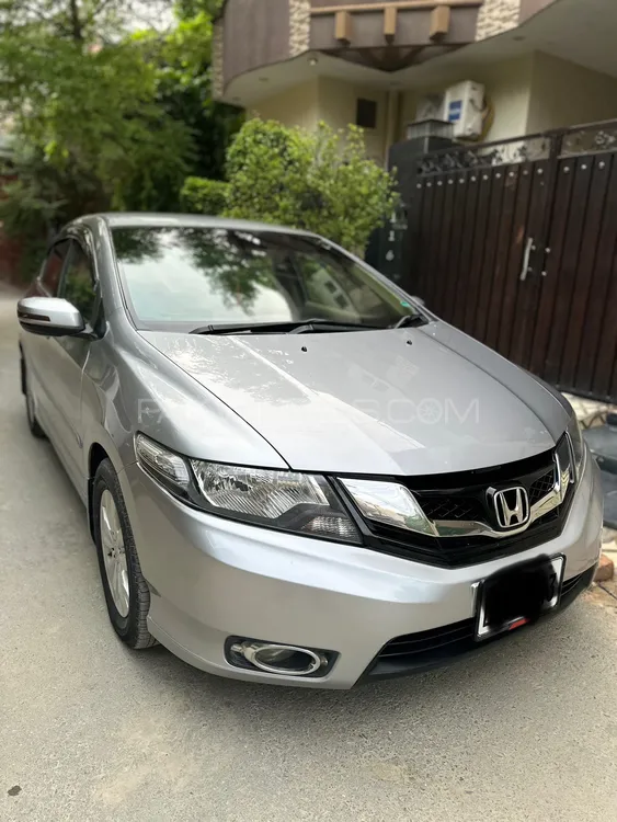 Honda City 2017 for Sale in Lahore Image-1