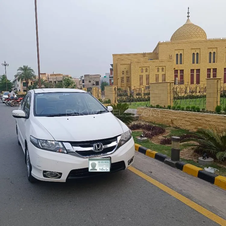 Honda City 2020 for Sale in Lahore Image-1
