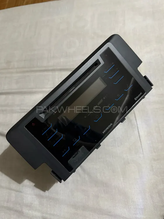 Honda civic 2017 original infotainment system  Image-1