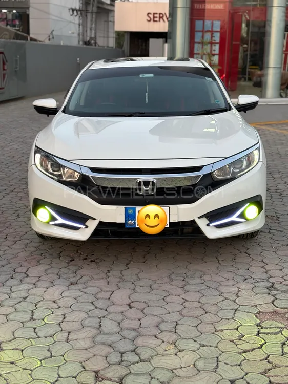 Honda Civic 2018 for Sale in Peshawar Image-1