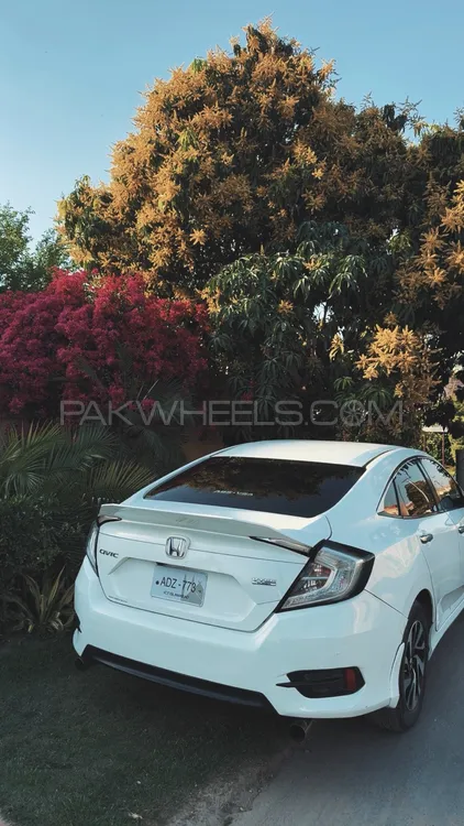 Honda Civic 2017 for Sale in Multan Image-1