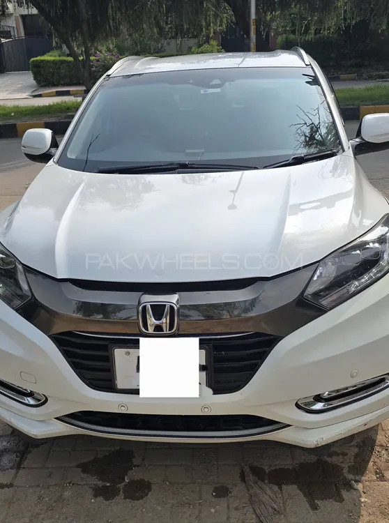 Honda Vezel 2016 for Sale in Islamabad Image-1