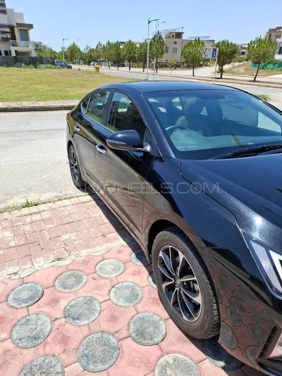 Hyundai Elantra 2024 for Sale in Islamabad Image-1