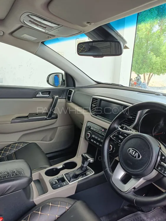 KIA Sportage 2020 for Sale in Daharki Image-1