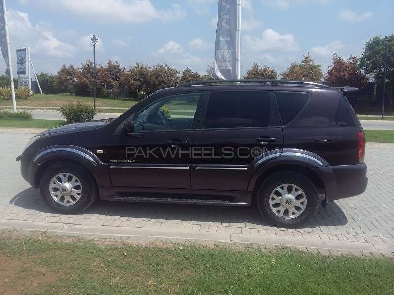 SsangYong Rexton 2005 for Sale in Islamabad Image-1