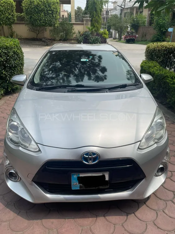 Toyota Aqua 2016 for Sale in Islamabad Image-1