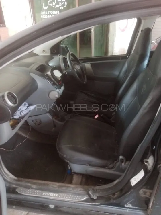 Toyota Aygo 2012 for Sale in Gujranwala Image-1