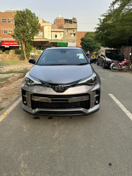 Toyota C-HR 2019 for Sale in Faisalabad Image-1