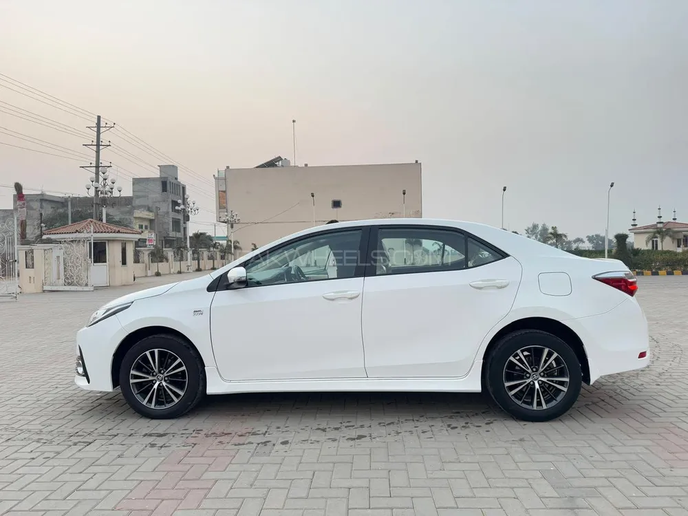 Toyota Corolla 2019 for Sale in Gujrat Image-1
