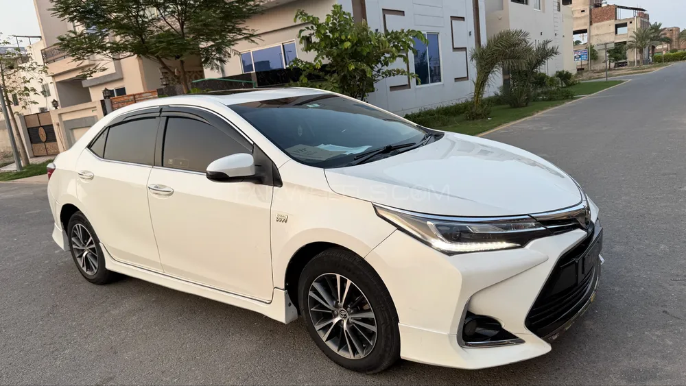 Toyota Corolla 2018 for Sale in Multan Image-1