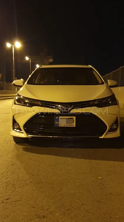 Toyota Corolla 2021 for Sale in Peshawar Image-1