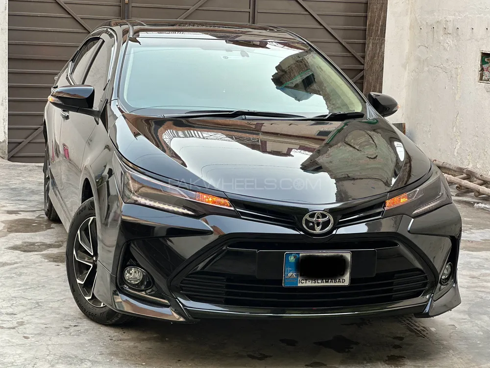 Toyota Corolla 2024 for Sale in Faisalabad Image-1