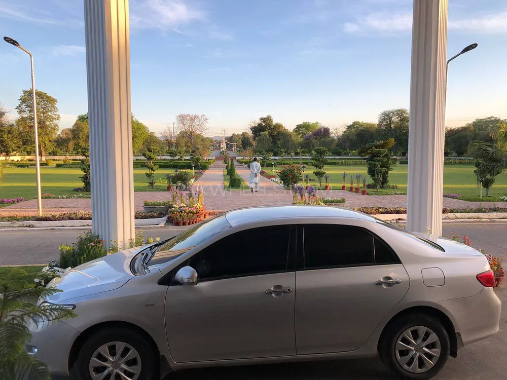 Toyota Corolla 2010 for Sale in Peshawar Image-1