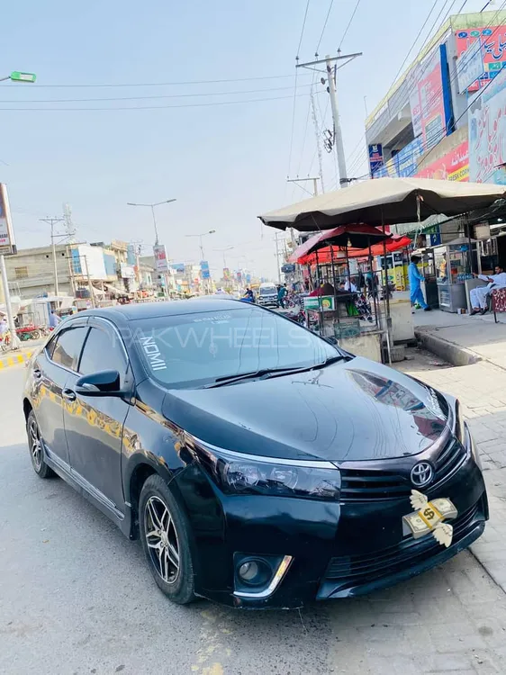 Toyota Corolla 2015 for Sale in Gujrat Image-1
